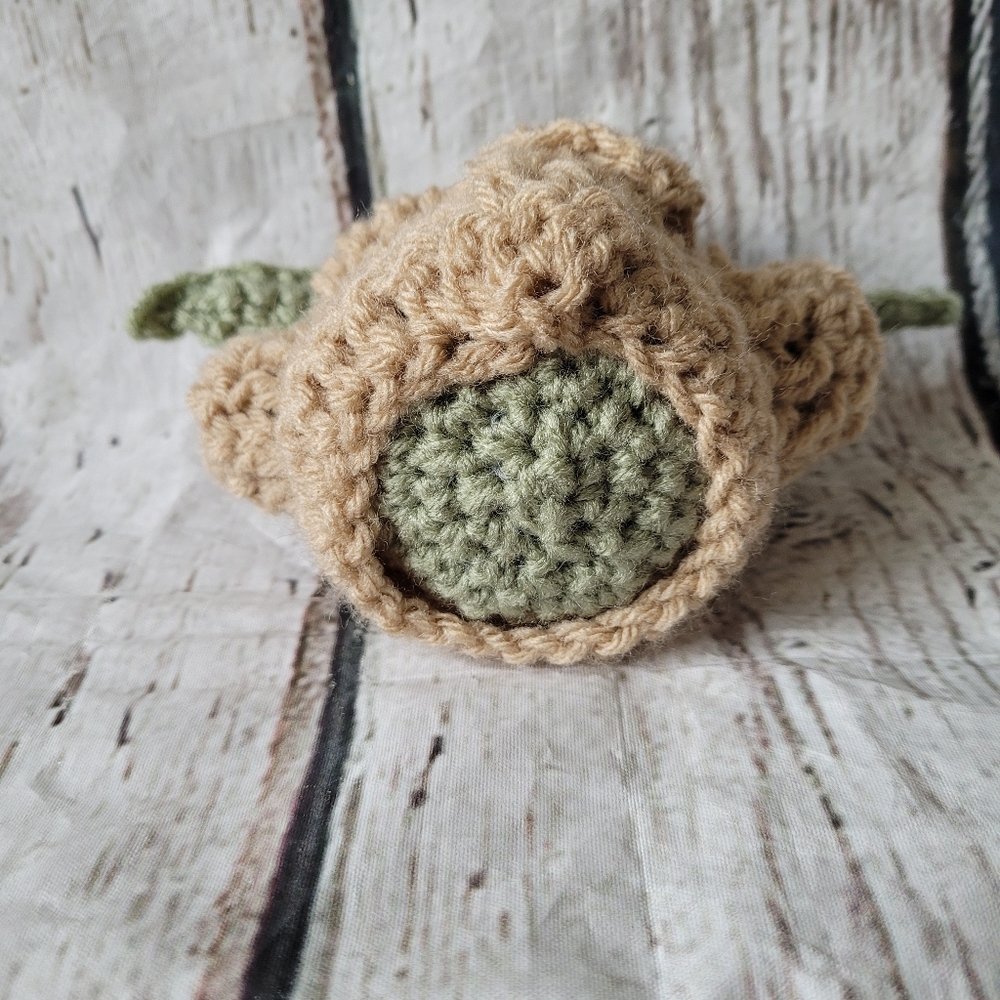 Mini Baby Yoda Inspired Amigurumi - Picture 10 of 10